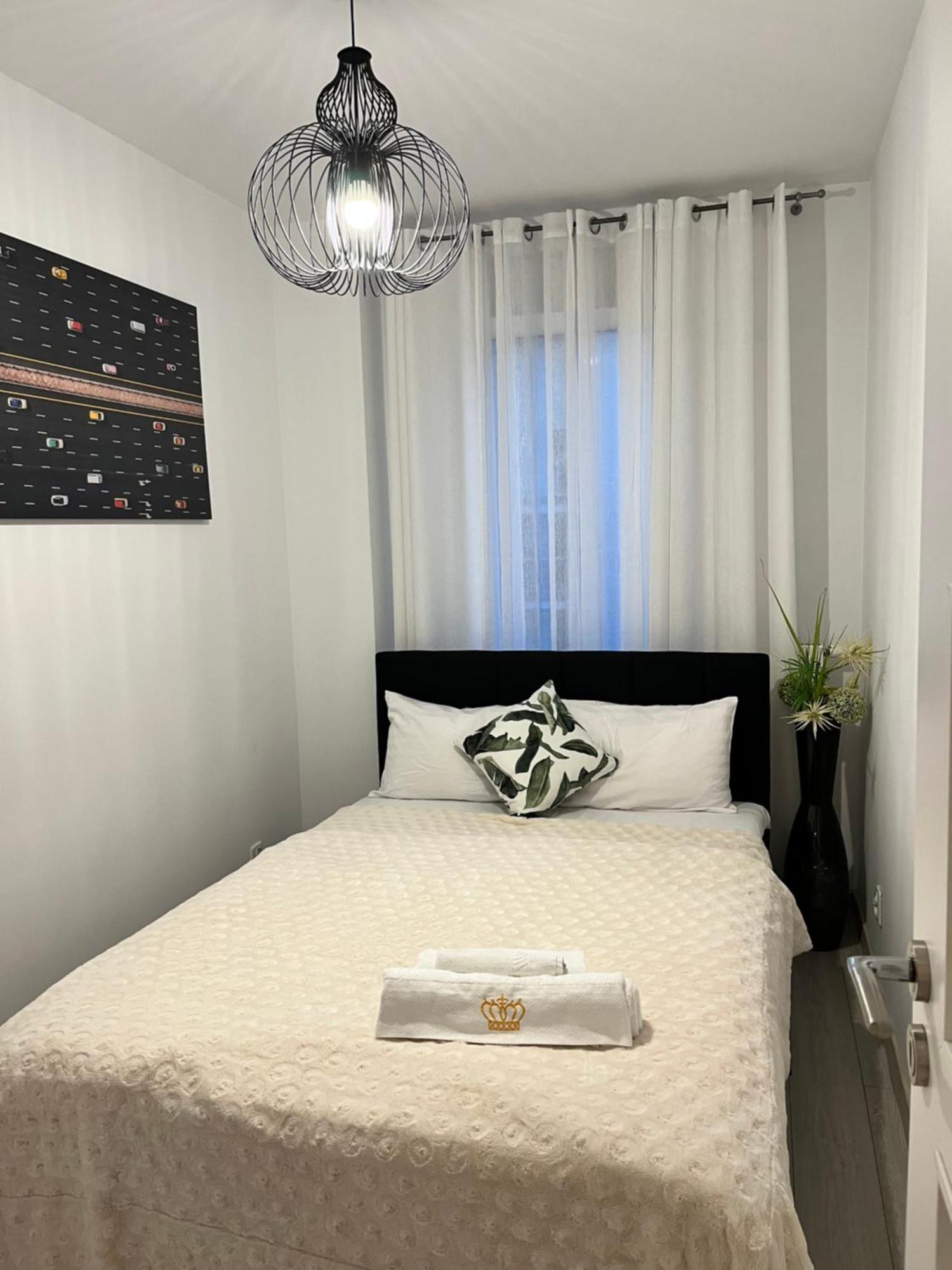 Family House By The River Odra -Panoramic Terrace - 3Room Apartment With 2 Separate Bedrooms And 2 Balconies By Wroapart-Pl- Perfect For Family & Business Stays Wrocław Buitenkant foto