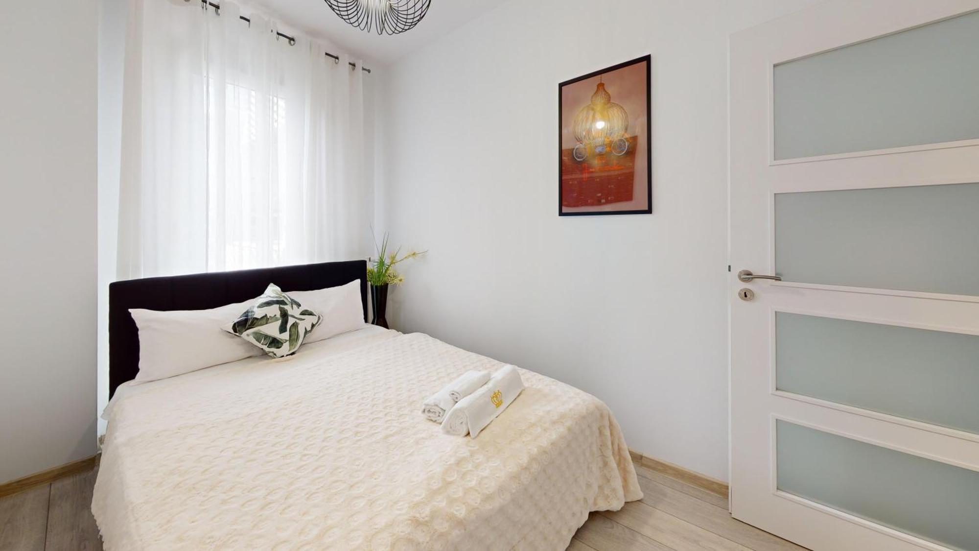 Family House By The River Odra -Panoramic Terrace - 3Room Apartment With 2 Separate Bedrooms And 2 Balconies By Wroapart-Pl- Perfect For Family & Business Stays Wrocław Buitenkant foto