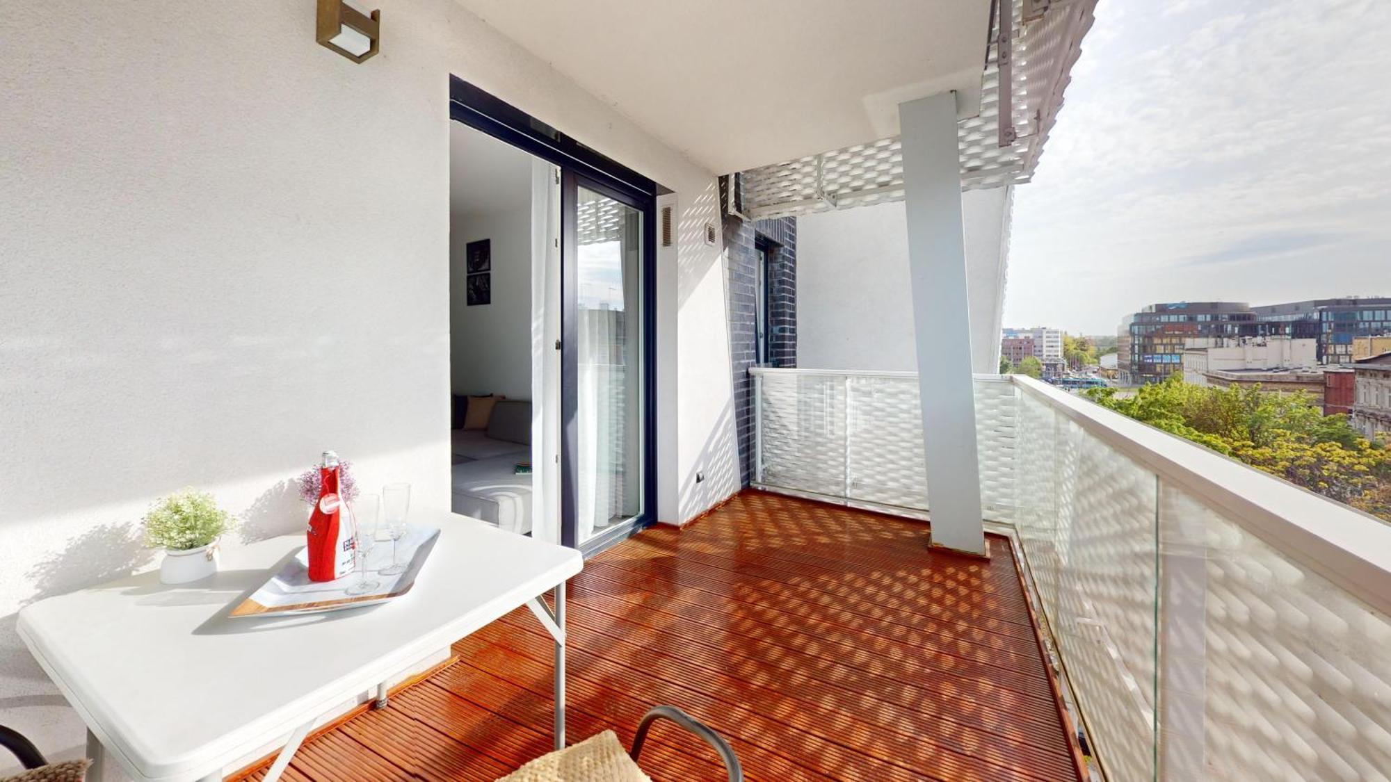 Family House By The River Odra -Panoramic Terrace - 3Room Apartment With 2 Separate Bedrooms And 2 Balconies By Wroapart-Pl- Perfect For Family & Business Stays Wrocław Buitenkant foto